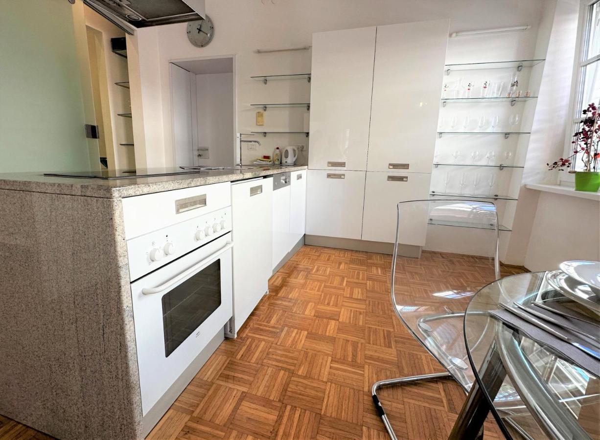Charming Starry Night Apartment Ljubljana Exterior photo