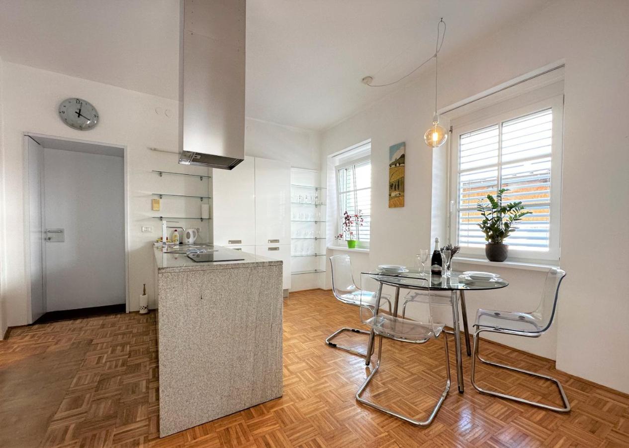 Charming Starry Night Apartment Ljubljana Exterior photo